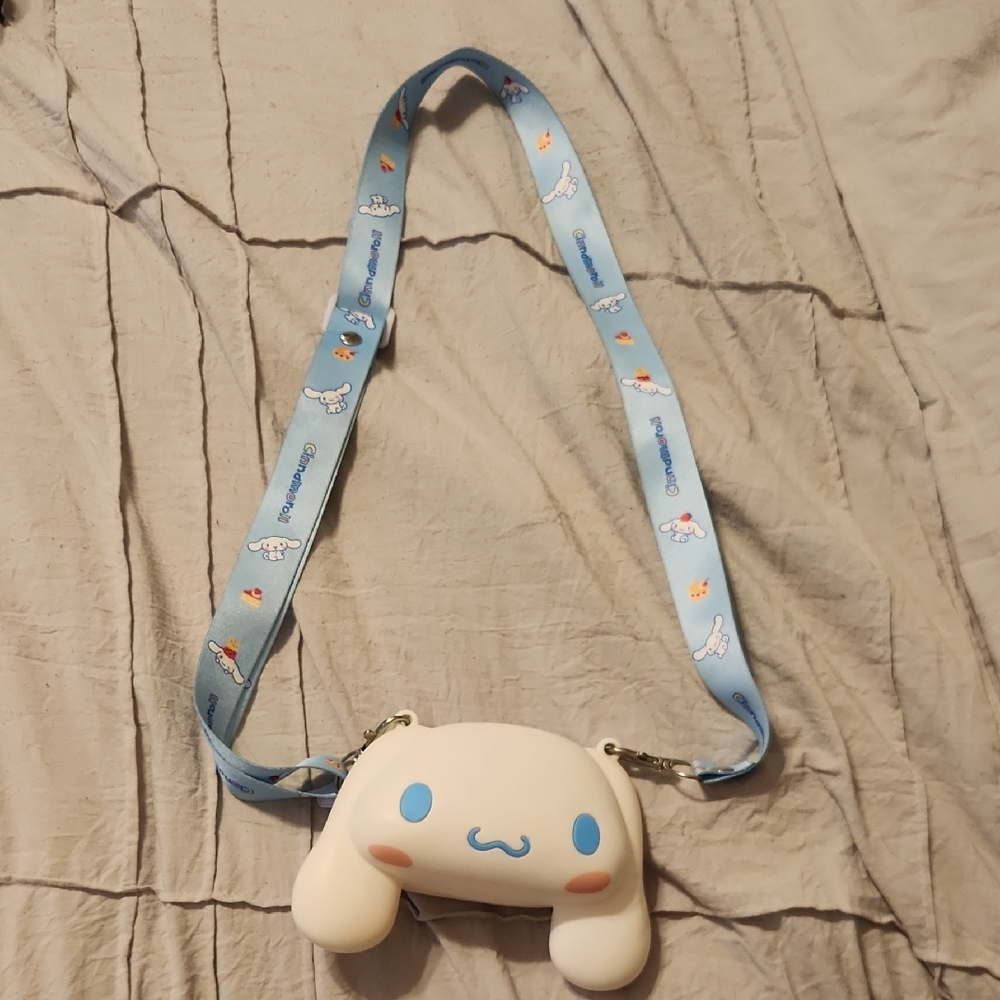 Sanrio Blue and White Cinnamoroll Crossbody Bag